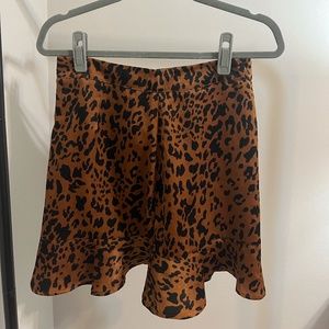 Leopard print flounce hem mini skirt